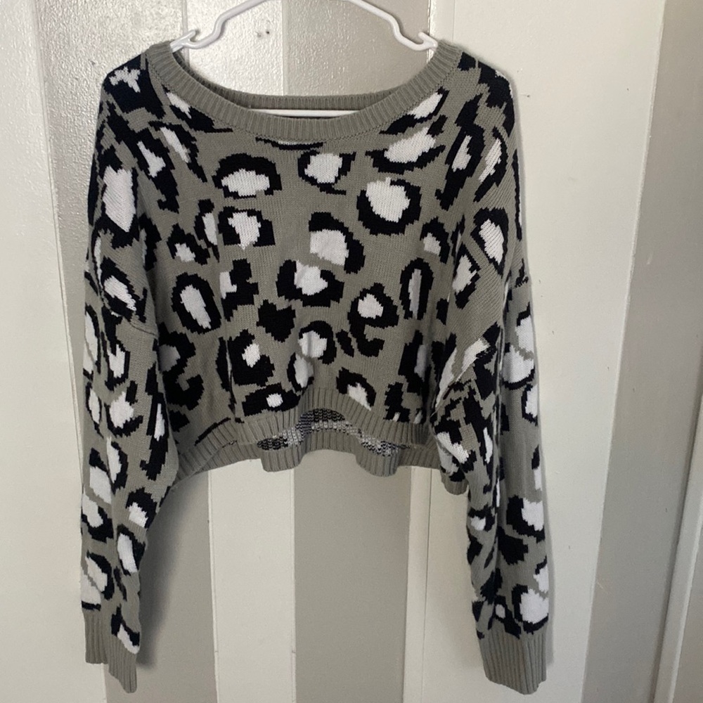 Fashion Nova- Always On The Wild Side Cropped Sweater - Grey/combo Size: L